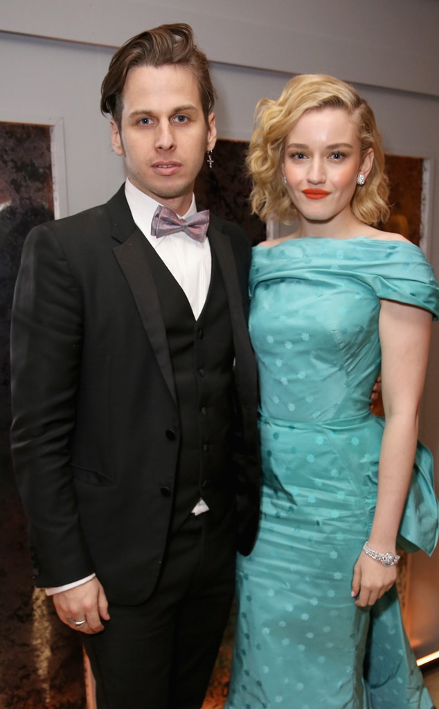 Ozark Actress Julia Garner Marries Musician Mark Foster - E! Online